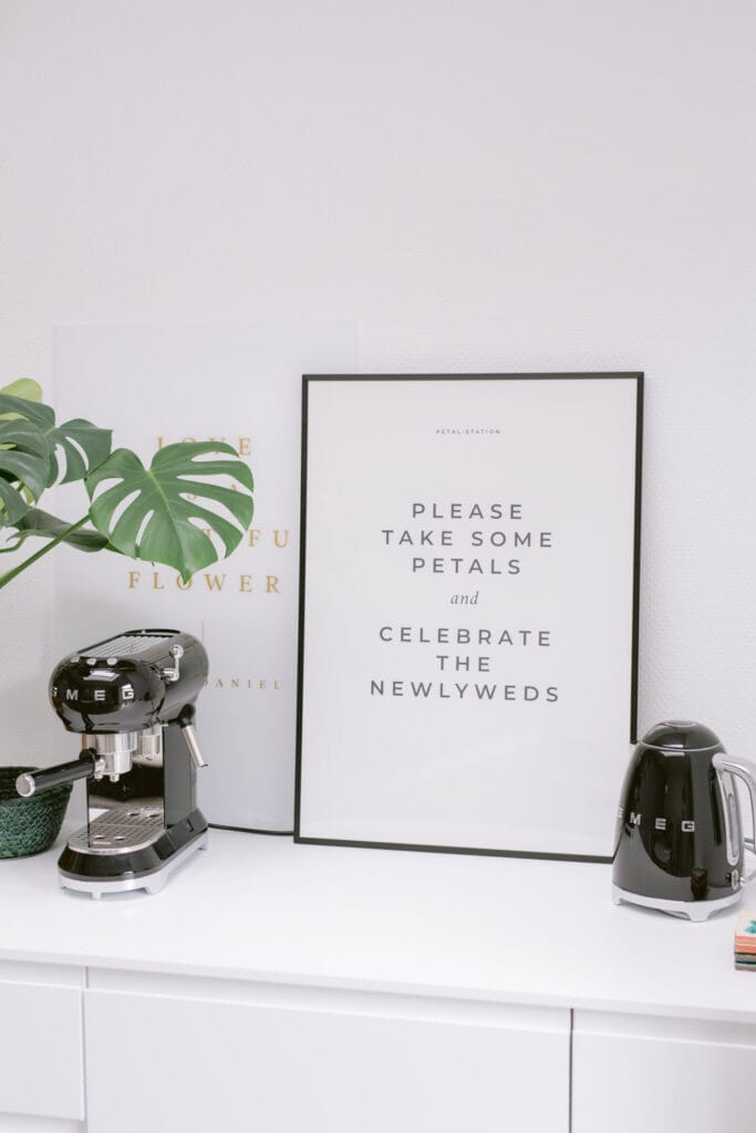 Moderne minimalistische helle Brandingfotos moderne Businessfotos Brandingfotograf Düsseldorf Businessfotograf Köln Bonn Studio Van Hart Papeterie Carlsplatz